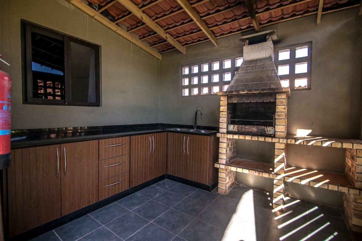 Ossanzaia Bilene Lodge Vila Praia Do Bilene ภายนอก รูปภาพ